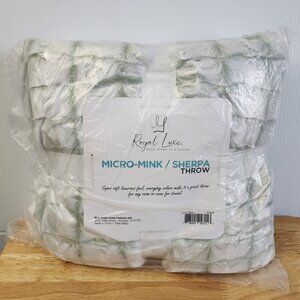 NWT Royal Luxe Micro-Mink Sherpa, Tie-Dye, Throw